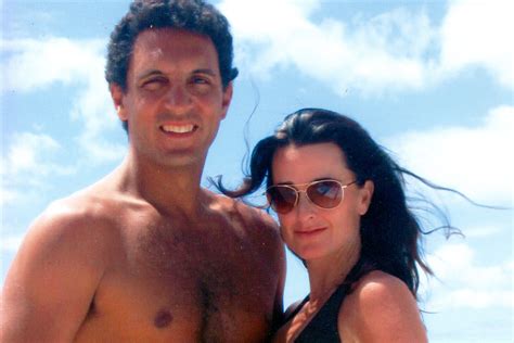 Kyle Richards, Mauricio Umansky Wedding Anniversary Photos | The Daily Dish