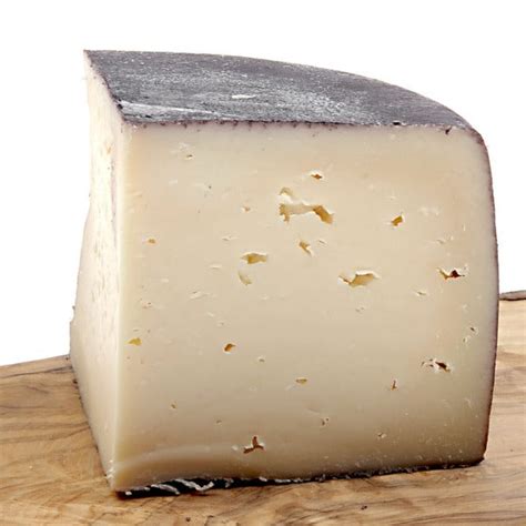 The Murcia al Vino (Drunken Goat) Goat Cheese | CheesyPlace Canada