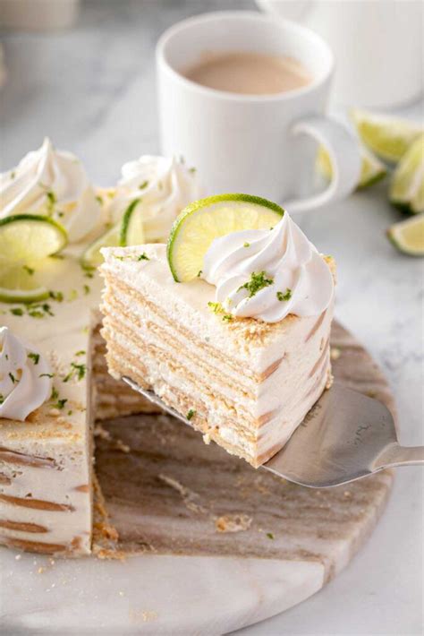 Carlota de Limón (Lime Icebox Cake) | Lime desserts, Traditional mexican desserts, Refreshing ...