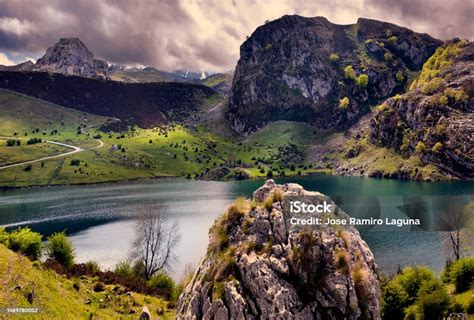 Lago Enol Stock Photo - Download Image Now - Adventure, Boulder - Rock, Color Image - iStock