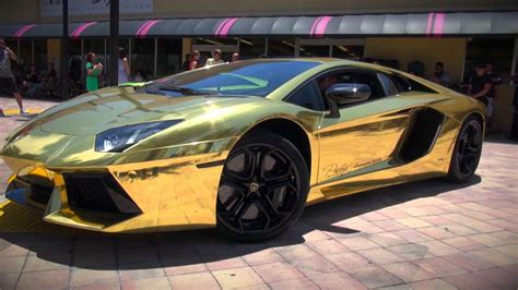 GOLD LAMBORGHINI - Nomana Bakes