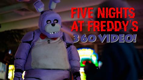 Five Night's At Freddy's in Real Life! 360 VIDEO - SCARY! - YouTube