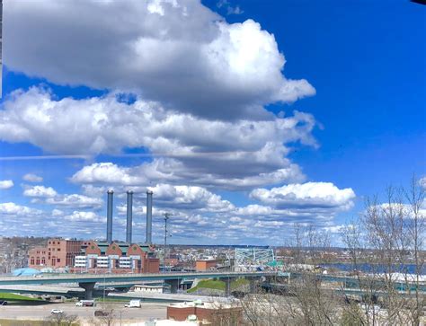 Shot from Rhode Island Hospital 10th floor : r/RhodeIsland