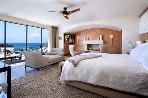 21 Outstanding Ocean View Master Bedroom Designs