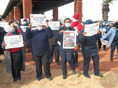 Community healthcare workers demand “danger pay” | GroundUp