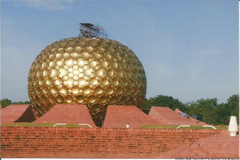 Auroville Matrimandir - Auroville