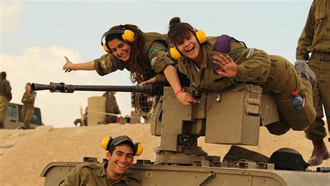 First Ever All-Female IDF Tank Crew to Be Deployed Alongside Egyptian ...