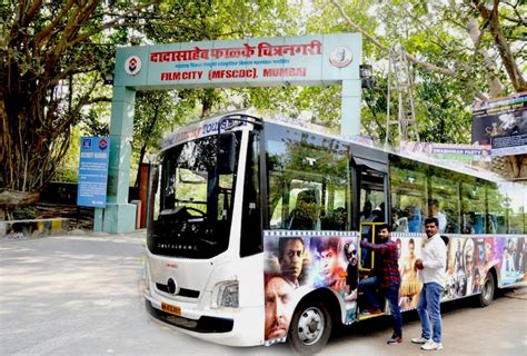 Bollywood Fans Can Soon Visit Shooting Locations & Meet Actors In Mumbai Film City Bus | Curly Tales