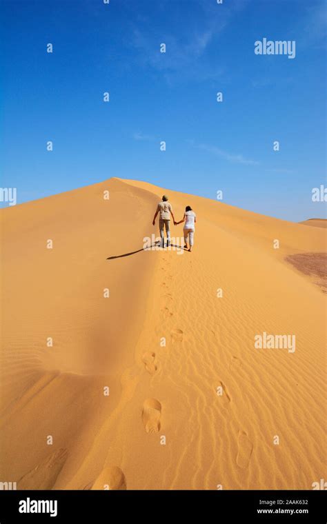 Erg Lehoudi sand dunes, Sahara desert. Morocco Stock Photo - Alamy