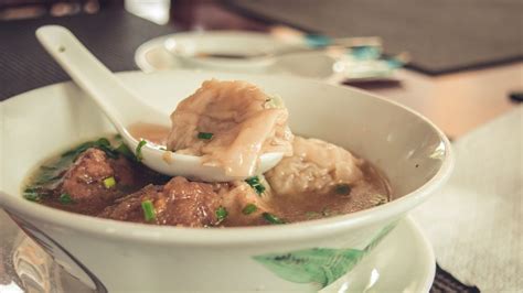 Chicken and Siomai Soup ~ Relax Lang Mom