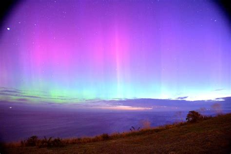 Aurora Australis lights up the skies | Stuff.co.nz