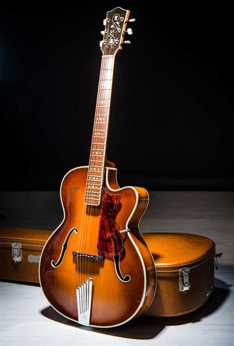 Buddy Holly's 1956 Hofner President Archtop Guitar | Archtop guitar ...