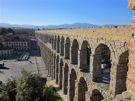 Madrileño Americano: Segovia and the Roman Aqueducts