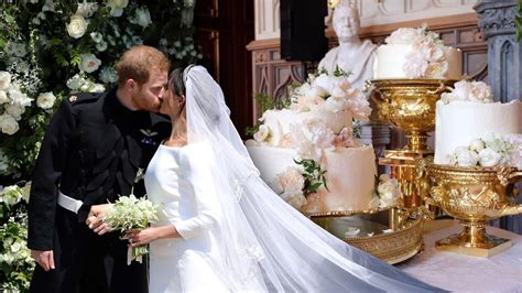 HARRY & Meghan’s stunning £50,000 wedding cake has been unveiled - YouTube