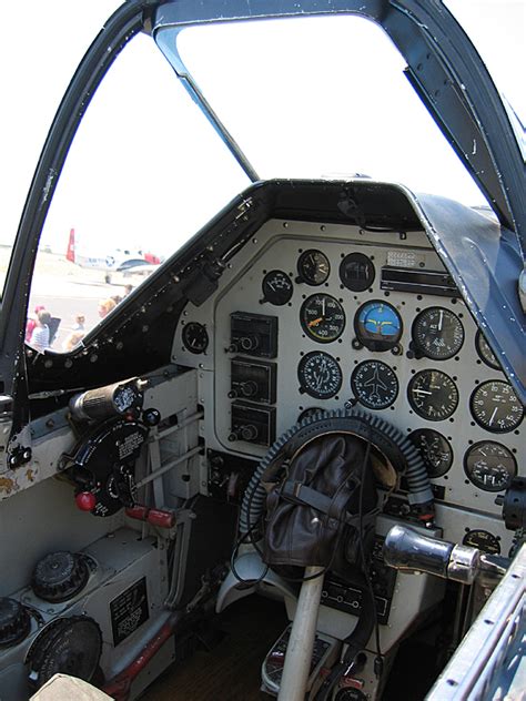 "Modern" F-86F cockpit : r/hoggit