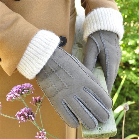 Genuine Whole Fleece Merino Sheepskin Classic Ladies Gloves in Taupe ...