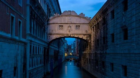 Bridge of Sighs in Venice, Italy