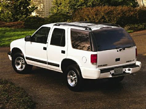 2000 Chevrolet Blazer Reviews, Specs and Prices | Cars.com