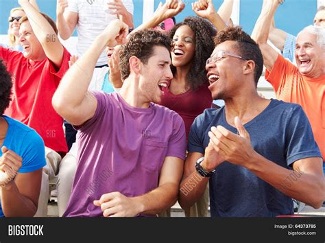 Audience Cheering Image & Photo (Free Trial) | Bigstock