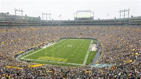 NHL Stadium Series 2023: Lambeau Field among places the league should ...