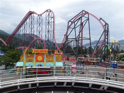 Fuji-Q Highland - Eejanaika