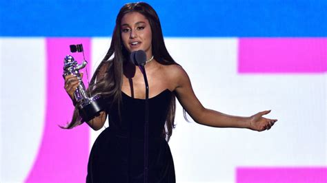 Ariana Grande wins first Grammy Award for 'Sweetener' | 6abc.com