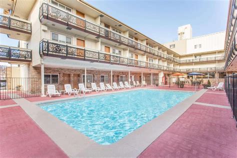 Best Price on Ramada by Wyndham Elko Hotel at Stockmen's Casino in Elko (NV) + Reviews!