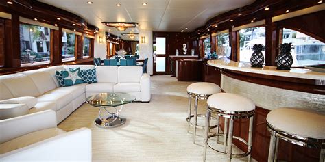 yacht-interior-design - Windows & Wall Decor