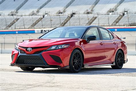 What Is the Fastest 2022 Toyota Camry Trim Level?