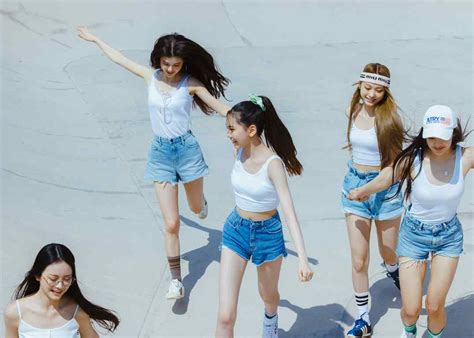 Video: ADOR girl group NewJeans releases performance MV for 'Attention'