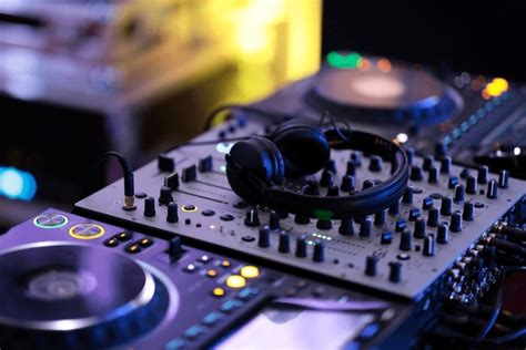 Dj Setup Stage Royalty-Free Images, Stock Photos & Pictures | Shutterstock