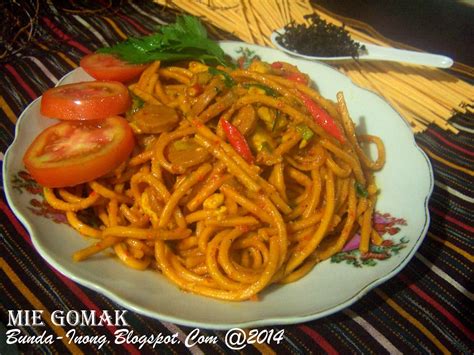 DAPUR BUNDA INONG: MIE GOMAK GORENG