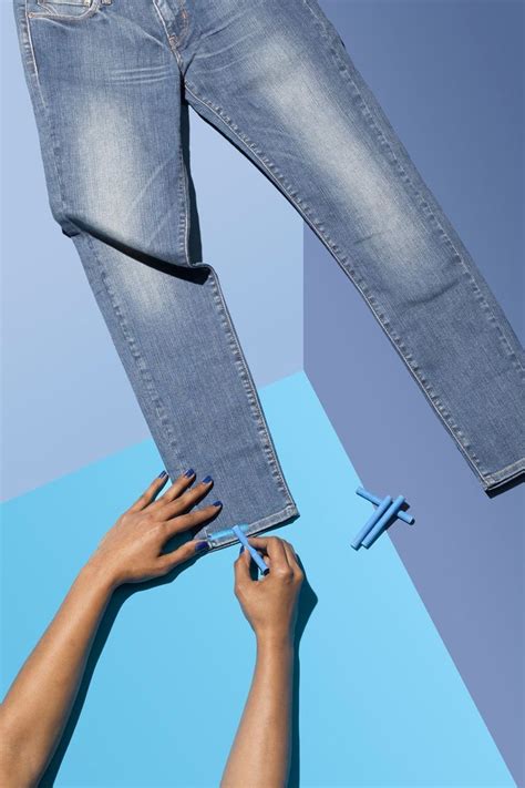 Frayed Hem Jeans- DIY Denim | Jeans diy, Denim diy, Frayed hem jeans