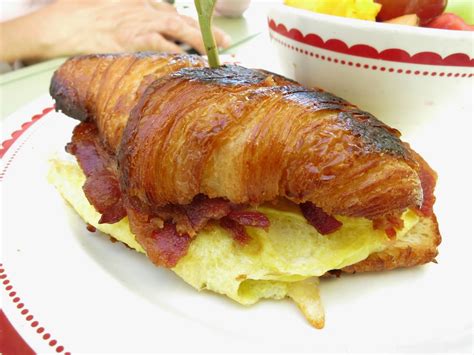 pieces of m: Bacon Egg Cheese Croissant Sandwich + Fruit! [FOOD]