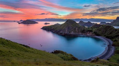 Labuan Bajo Wallpapers - Top Free Labuan Bajo Backgrounds - WallpaperAccess