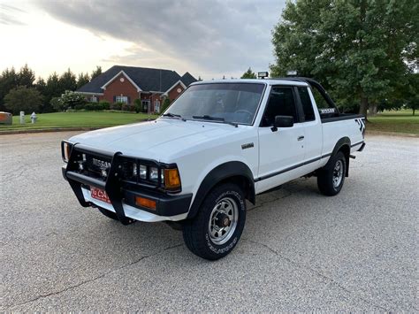 An Imperfect but Ultra-Desirable 1985 Nissan 720 King Cab - eBay Motors Blog