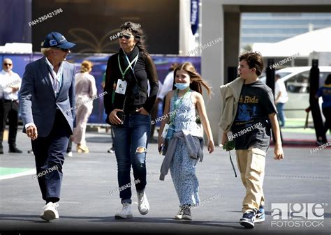 Emerson Fittipaldi (BRA) with his family, F1 Grand Prix of Saudi Arabia at Jeddah Corniche ...