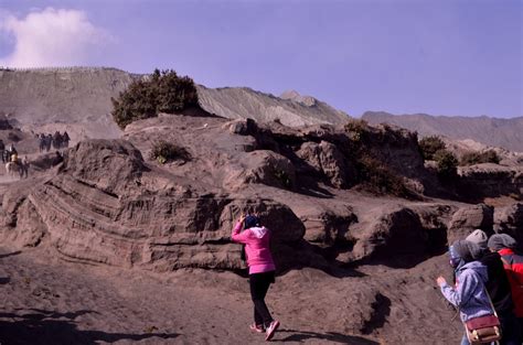 Mount Bromo tour - Trekking to the crater