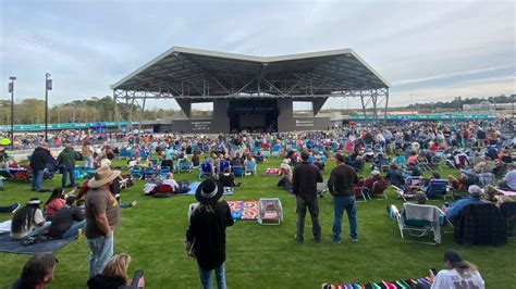 6,500 fill new Macon amphitheater for ZZ Top, Lynyrd Skynyrd | Macon ...