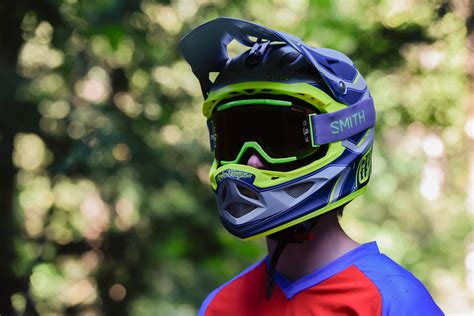 Troy Lee Designs D3 Reflex Helmet Review | Freehub Magazine