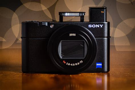 Sony RX100 VII Review – Ultra Compact, Ultra Power, Great Vlogging ...