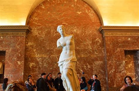 Most Popular Exhibits at the Louvre - France Travel Blog