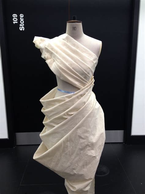 Draping on the Stand - dress design, developing structure using a ...