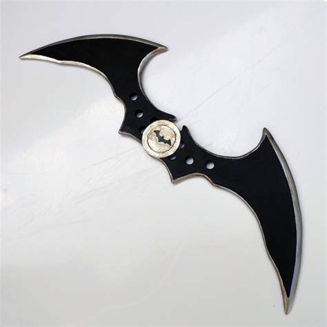 Replica Batarang Batman Arkham City - R$ 150,00 em Mercado Livre