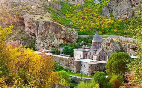 Geghard Monastery, Monastery in the mountain - Armenian Trip