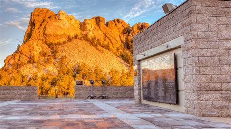 Mount Rushmore – DHM Design