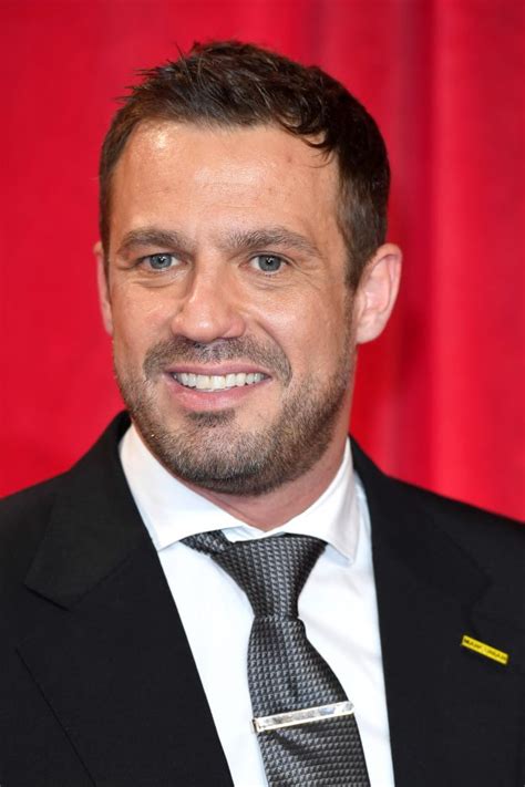 Jamie Lomas I'm A Celebrity: Hollyoaks star entering ITV jungle questioned over if he has wife ...