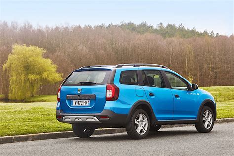 DACIA Logan MCV Stepway Specs & Photos - 2017, 2018, 2019, 2020, 2021, 2022, 2023, 2024 ...