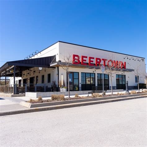 Beertown Public House Opens New Location in Newmarket, Ontario ...