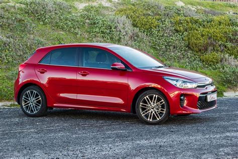 Kia Rio 1.4 Tec (2017) Review [with Video] - Cars.co.za